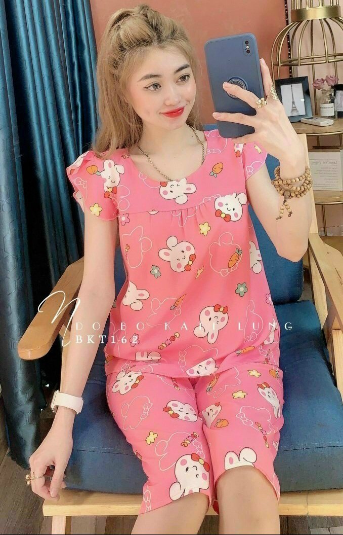 Đồ bộ lửng mặc nhà kate lụa họa tiết thỏ dễ thương