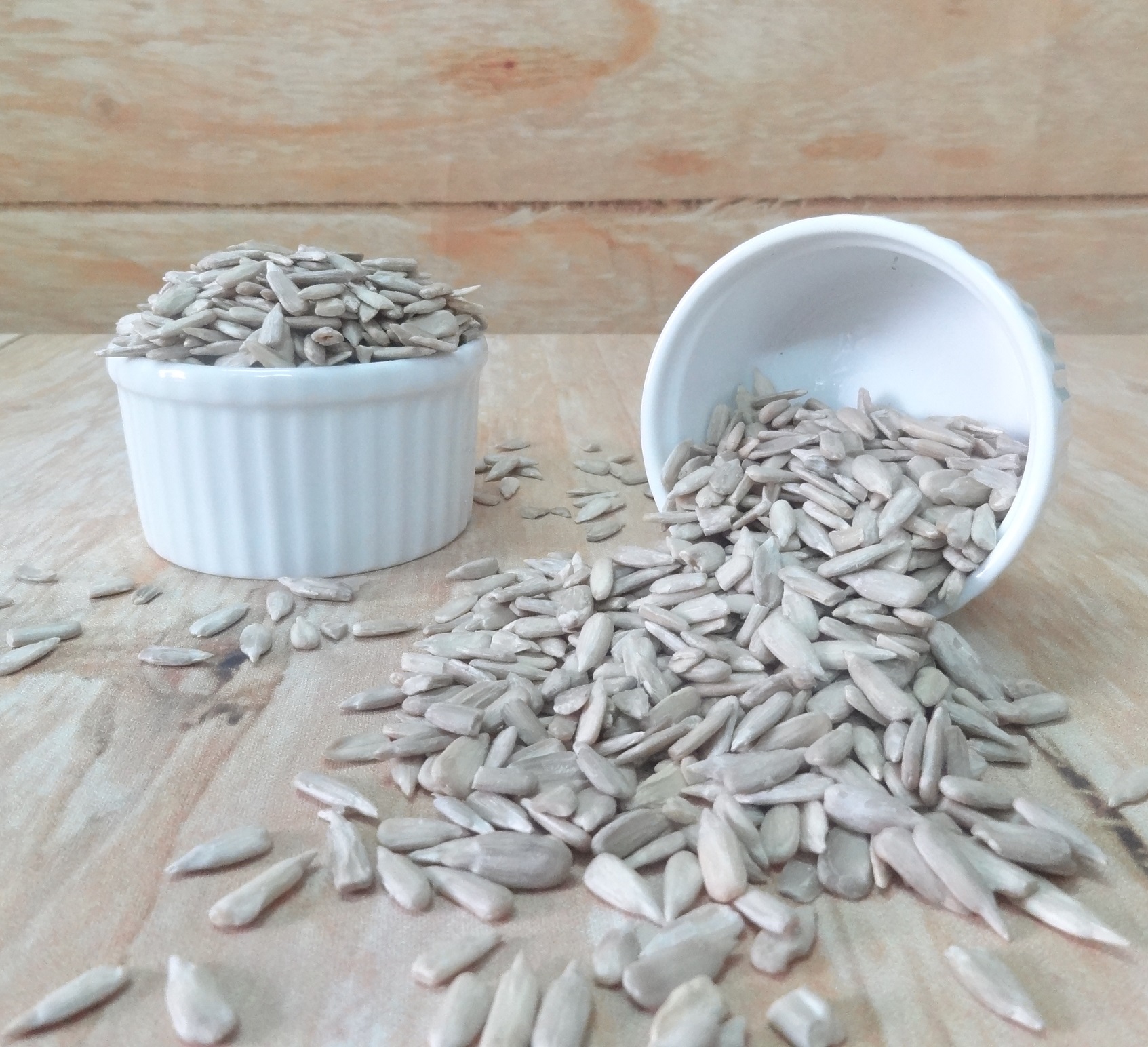 Hạt hướng dương tách vỏ / sunflower seeds