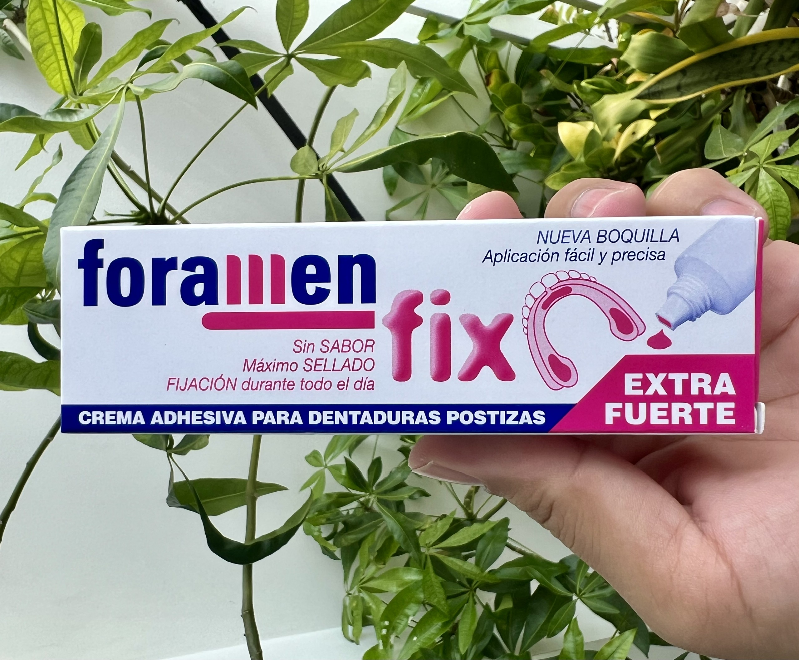 Keo dán hàm răng giả hàm tháo lắp Foramen Fix/ Tây Ban Nha, tuýp 45g