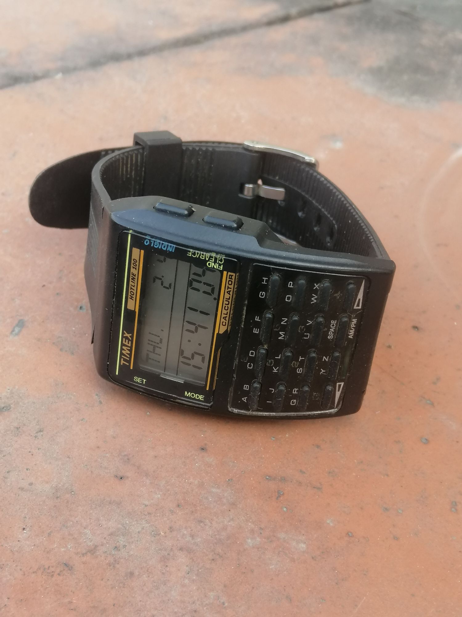 Đồng hồ máy tính nam hiệu TIMEX Calculator của Mỹ