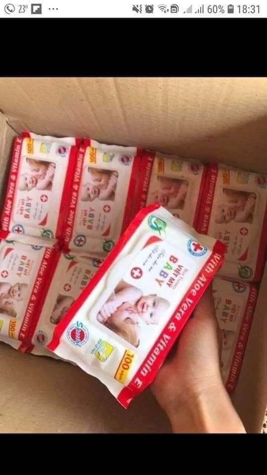 Gói giấy ướt cho bé