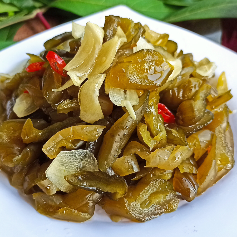 500gr dưa mắm dưa leo chế biến sẵn trộn tỏi ớt vừa ăn giòn thơm của ông bà 5 châu đốc