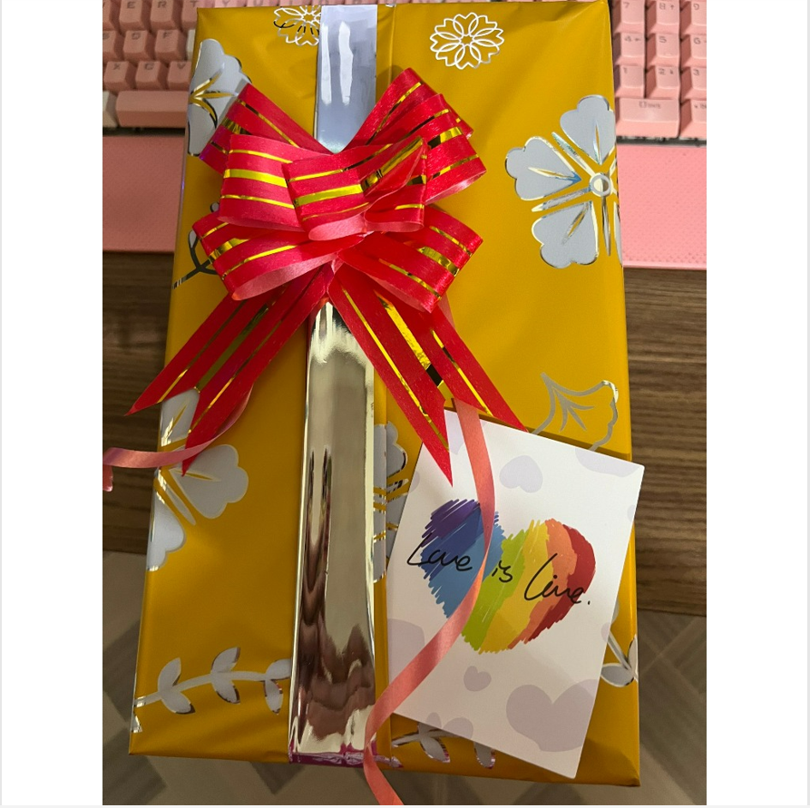 Dịch vụ gói quà tặng sinh nhật cho bé trai bé gái, quà tặng noel, quà tặng quốc tế thiếu nhi cho bé
