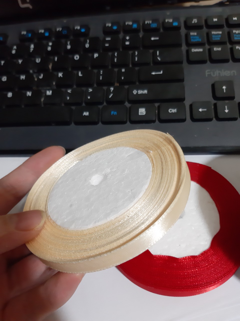 Ruy băng 1cm chất liệu vải lụa cuộn 22m