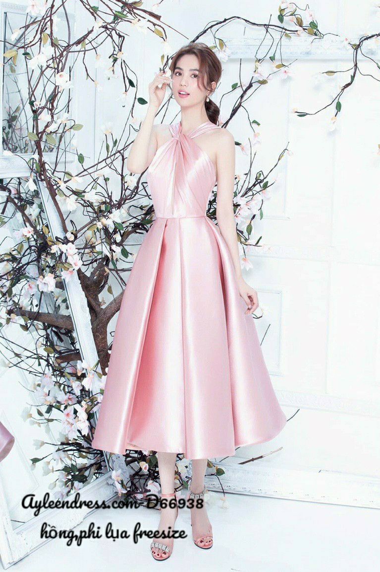 Đầm dạ hội xoè cổ yếm xoắn ngực hai dây bảng lưng