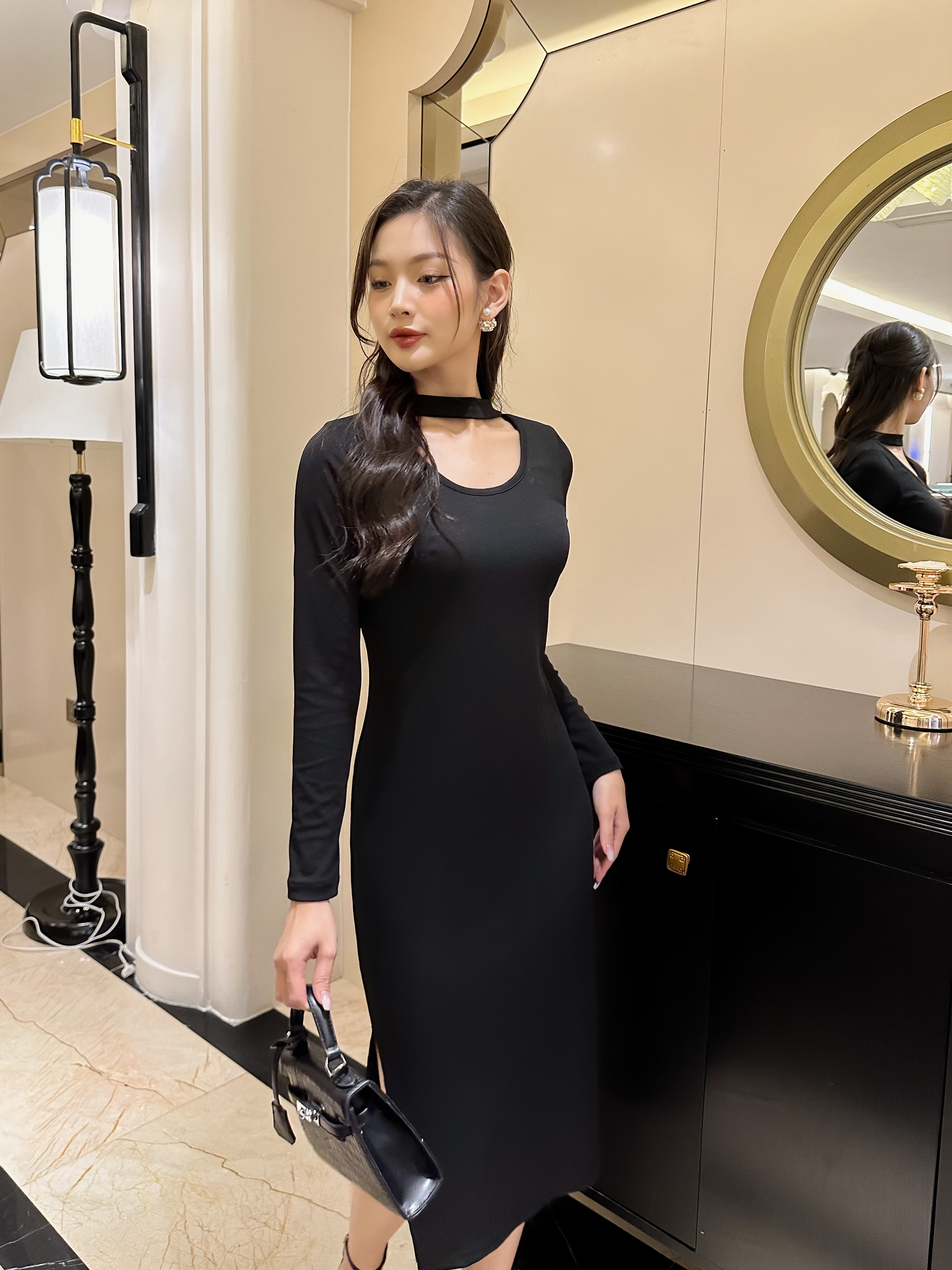 Maiimer - Váy thun tăm cổ choker xẻ dài