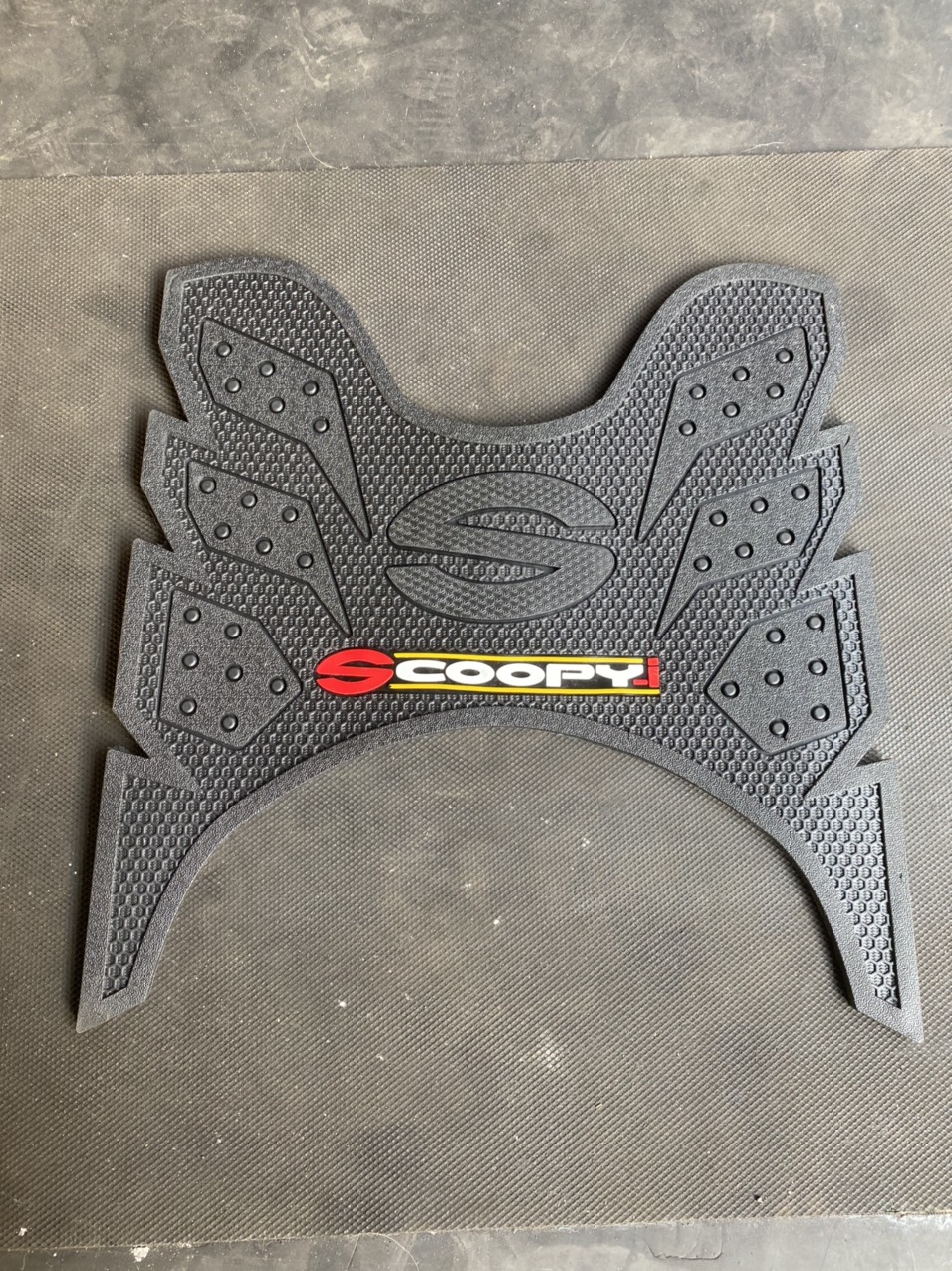 Scoopy , thảm lót chân scoopy 2019 -2022loại này mẫu thái