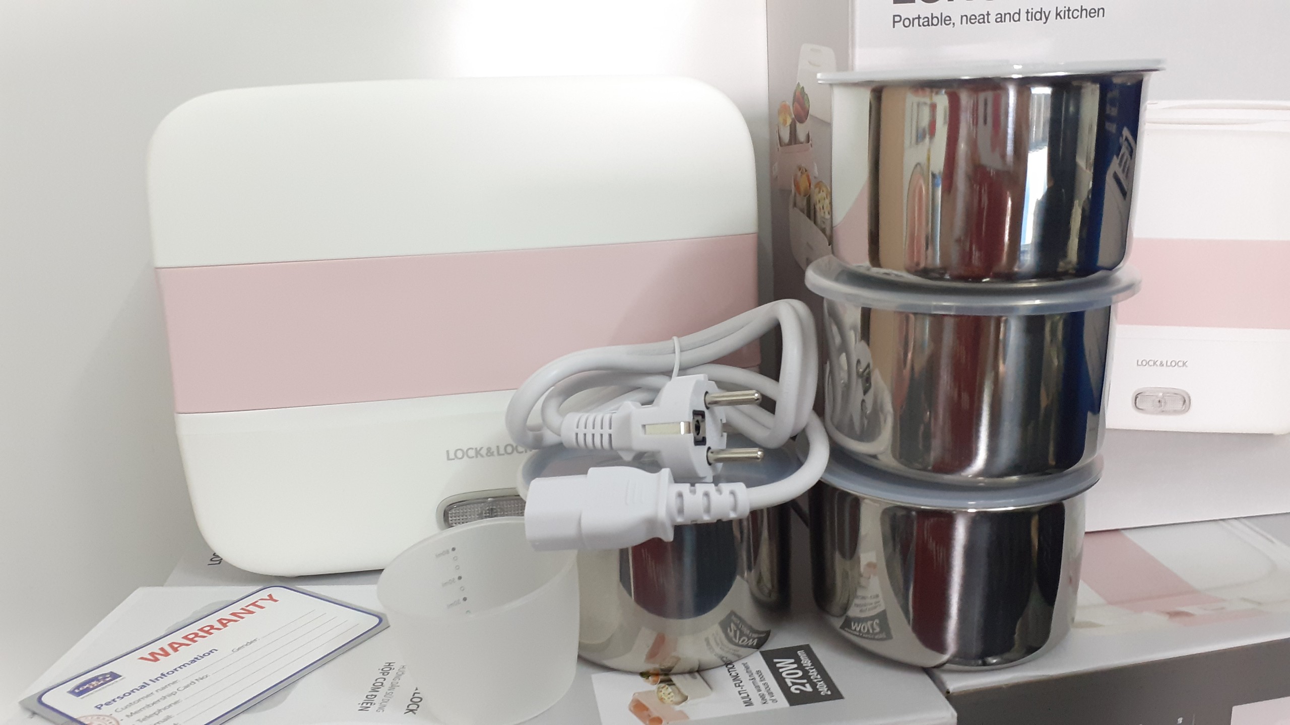 Hộp cơm điện lock&lock ejr236wht dung tích 1.7l màu trắng có 2 ngăn 4 khay đựng inox 304 có nắp đậy