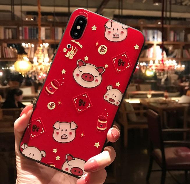 Ốp lưng điện thoại iPhone 6 6s hình con lợn chú heo màu đỏ Thần Tài may mắn dễ thương thời trang dẻo vân sần 3D Case IP