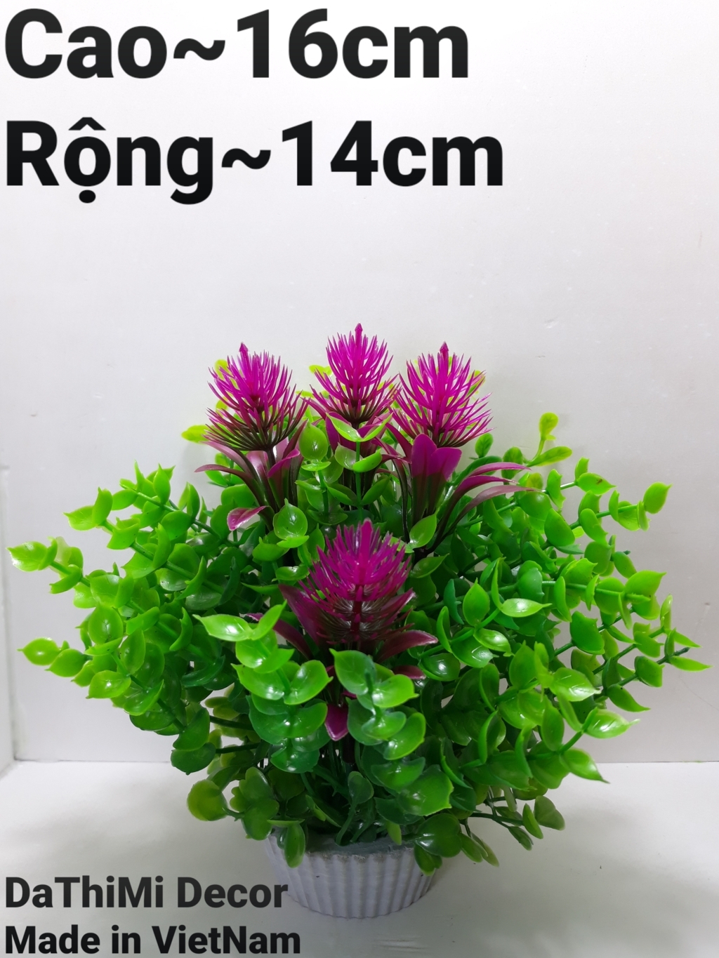 Cây cỏ nhựa 4 tầng (các loại ) dùng để trang trí hồ cá, tiểu cảnh, bàn làm việc, bàn học .