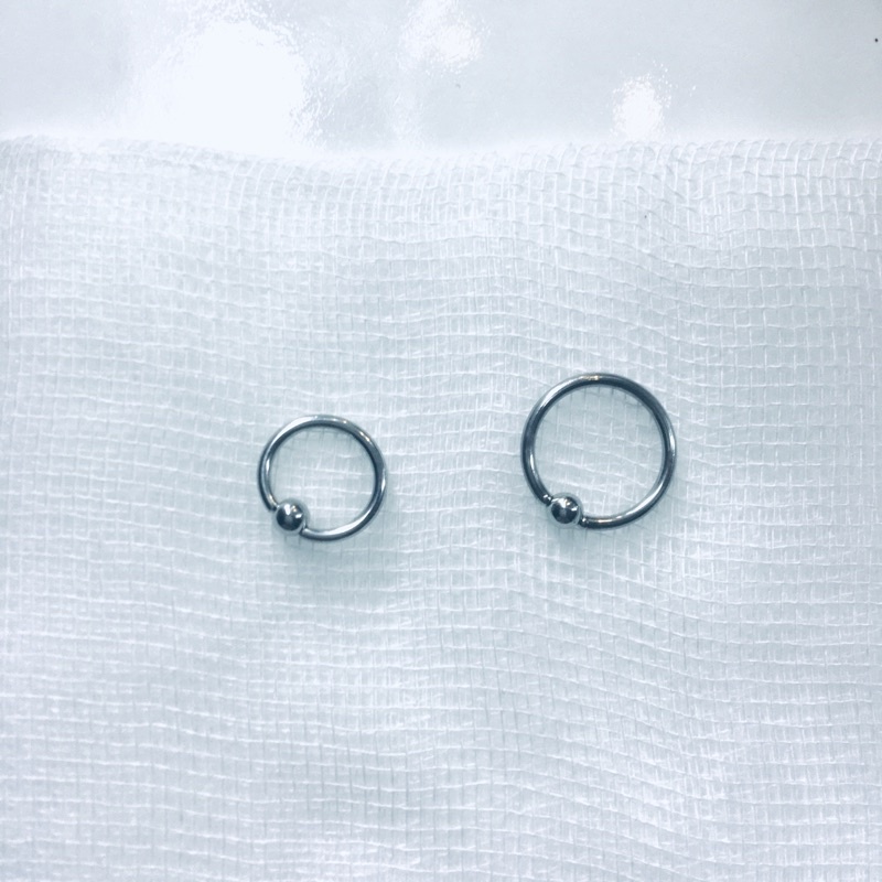 Khuyên tai tròn 1 bi / khuyên tròn 1 bi - 8mm / 10mm - khuyên thép y tế - 69store