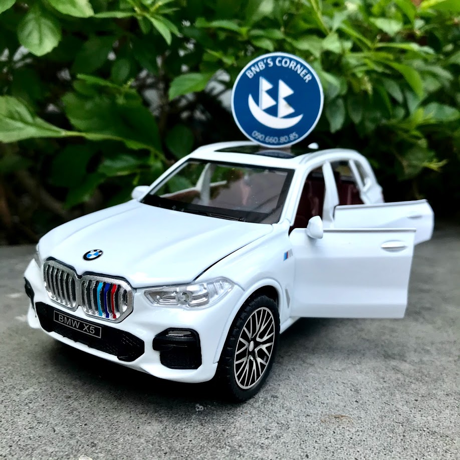 Mô hình xe bmw x5 m performance tỷ lệ 1:32 - màu trắng