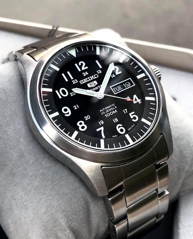 Đồng hồ nam dây sắt không gỉ Seiko 5 SNZG13J1 (Made in Japan)