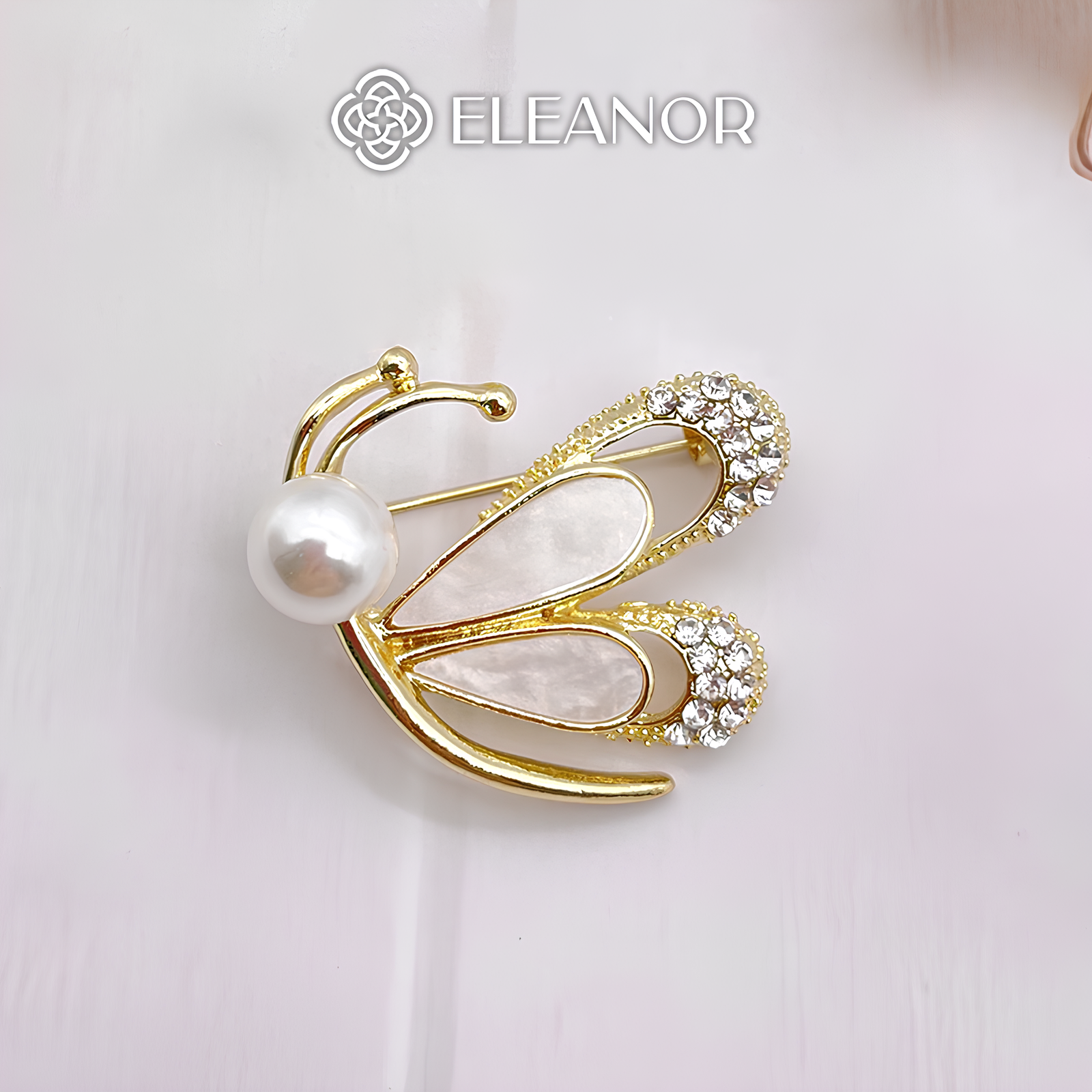 Ghim cài áo nữ Eleanor Accessories trâm cài hình bướm đính đá ngọc trai nhân tạo phụ kiện thời trang 5273