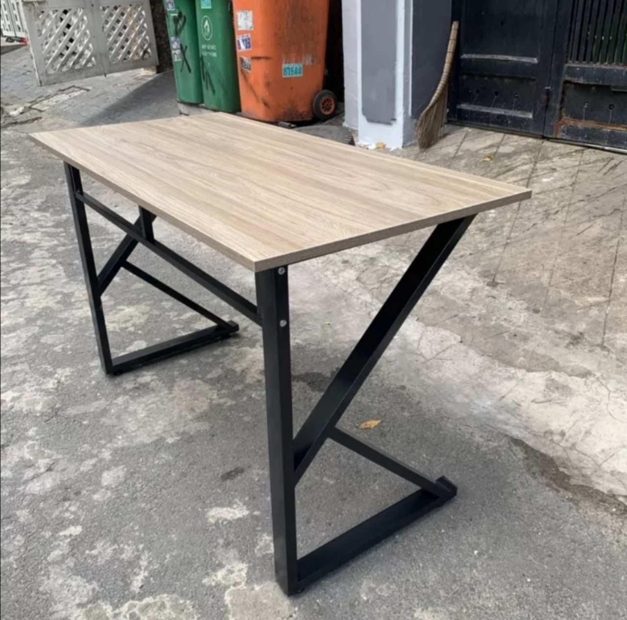 Bàn làm việc, bàn học chân sắt hộp chữ k, z, u. d100 x r50 x c75cm. chân sắt sơn tĩnh điện. bàn gỗ mdf cao cấp
