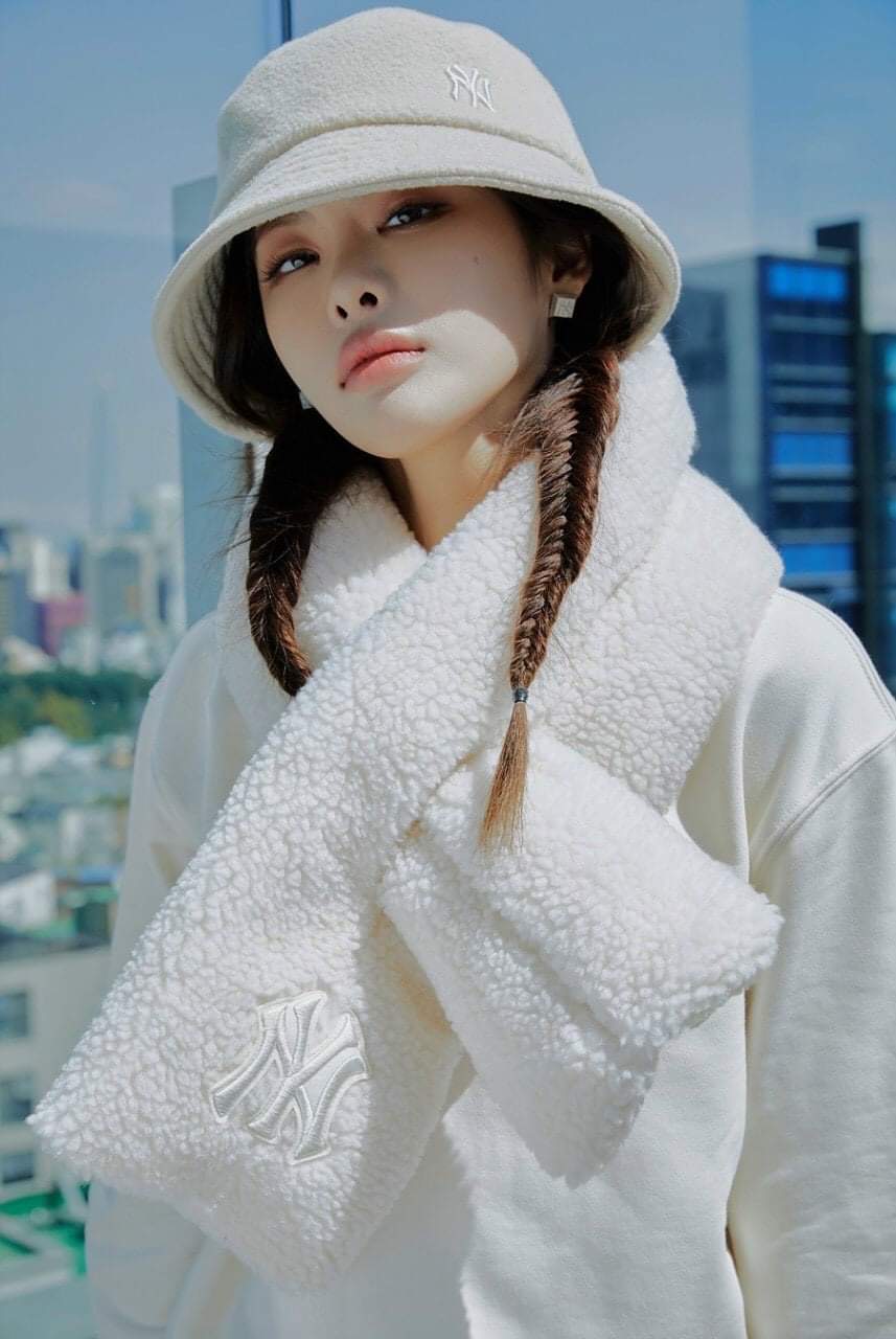 Khăn quàng cổ fleece scarf 2 màu trắng & xám cực phẩm
