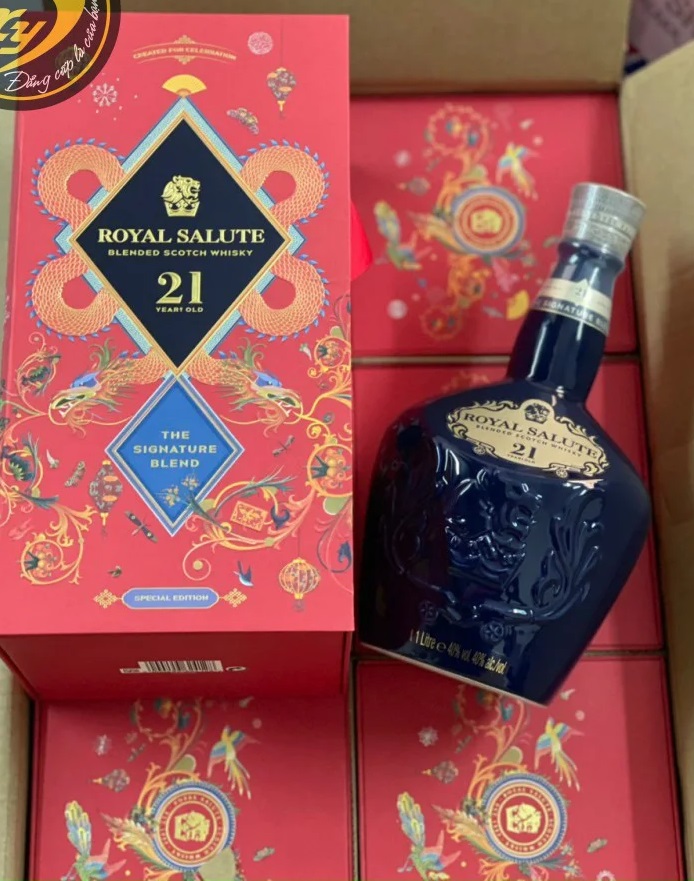 Whisky Chivas Royal Saulute 21 năm