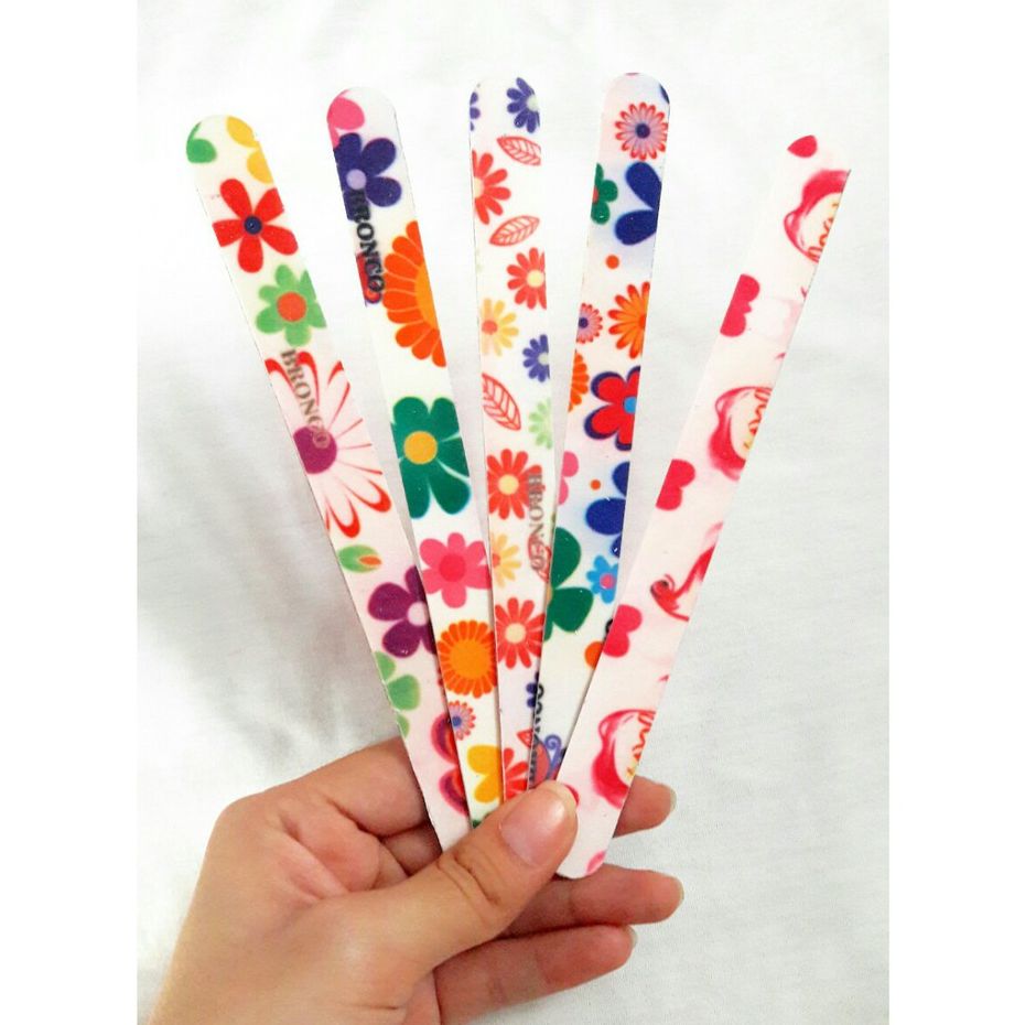 [HCM] Dũa móng tay chuyên dùng cho Nail tiện lợi (Shop giao màu ngẫu nhiên theo hình)