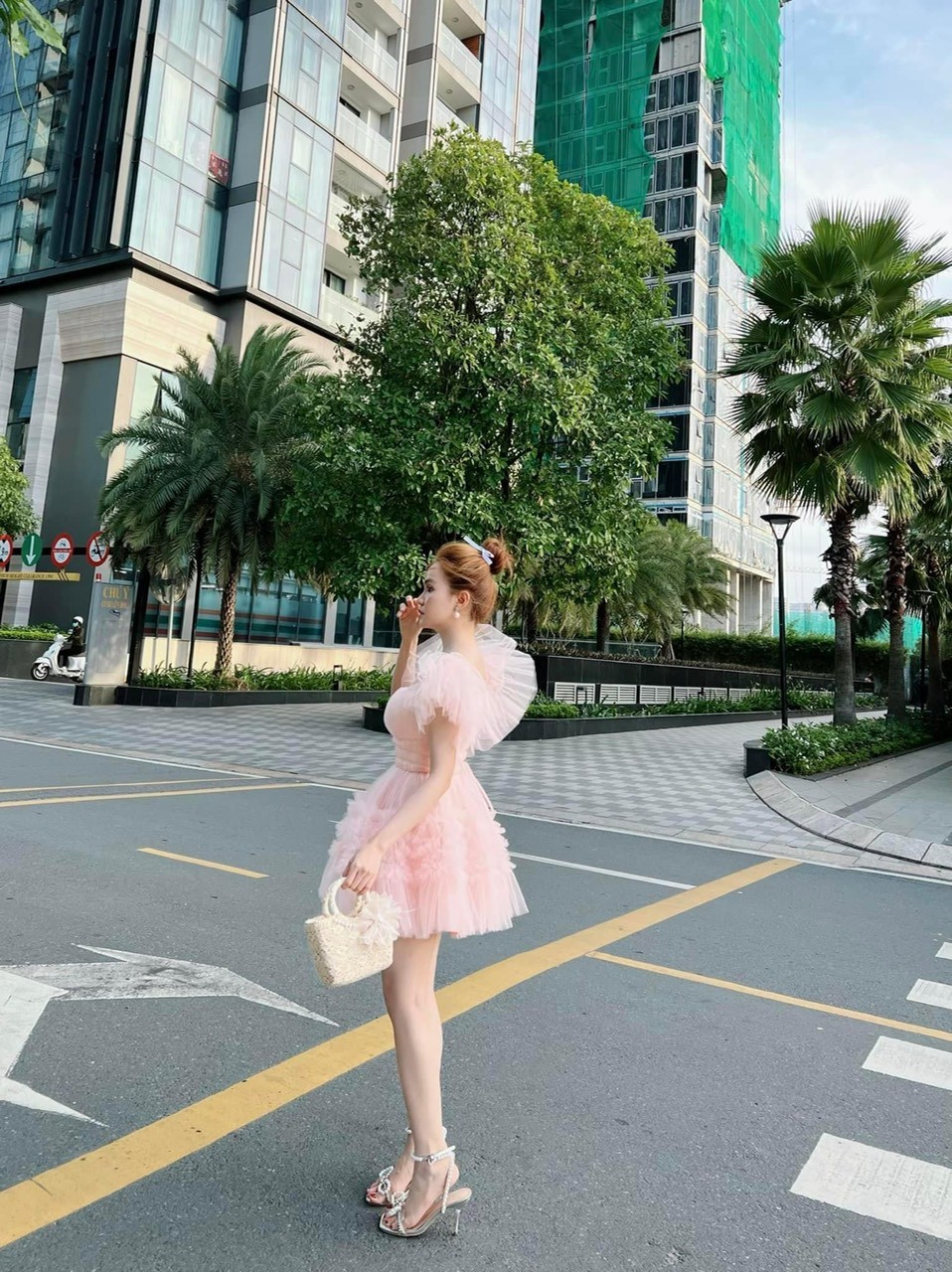 Đầm lưới xòe công chúa màu hồng xinh ld22