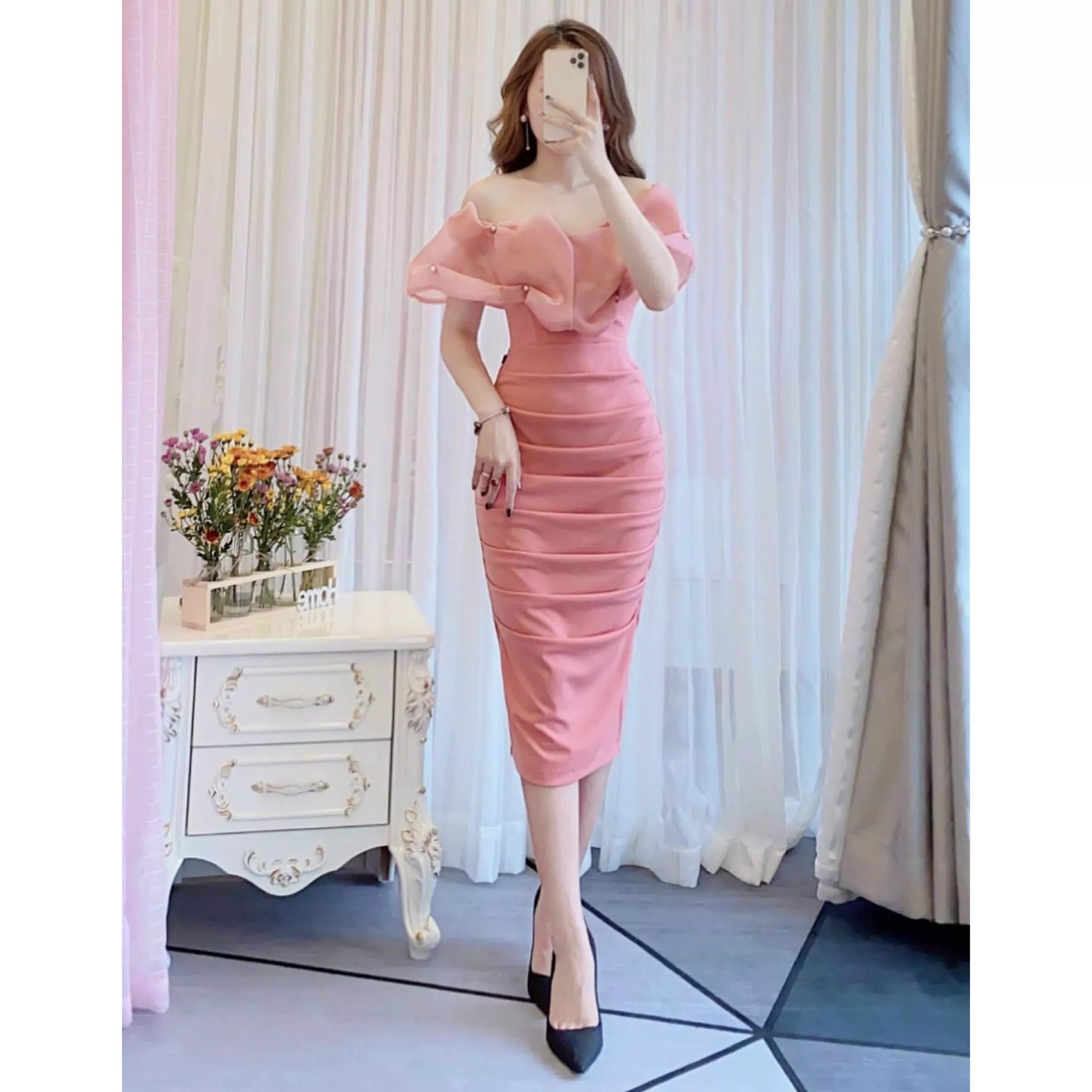 Đầm Ôm Body Trể Vai Kết Cườm Phối Voan Kiếng Freesize 40-55kg Phù Hợp Với Mọi Phong Cách.