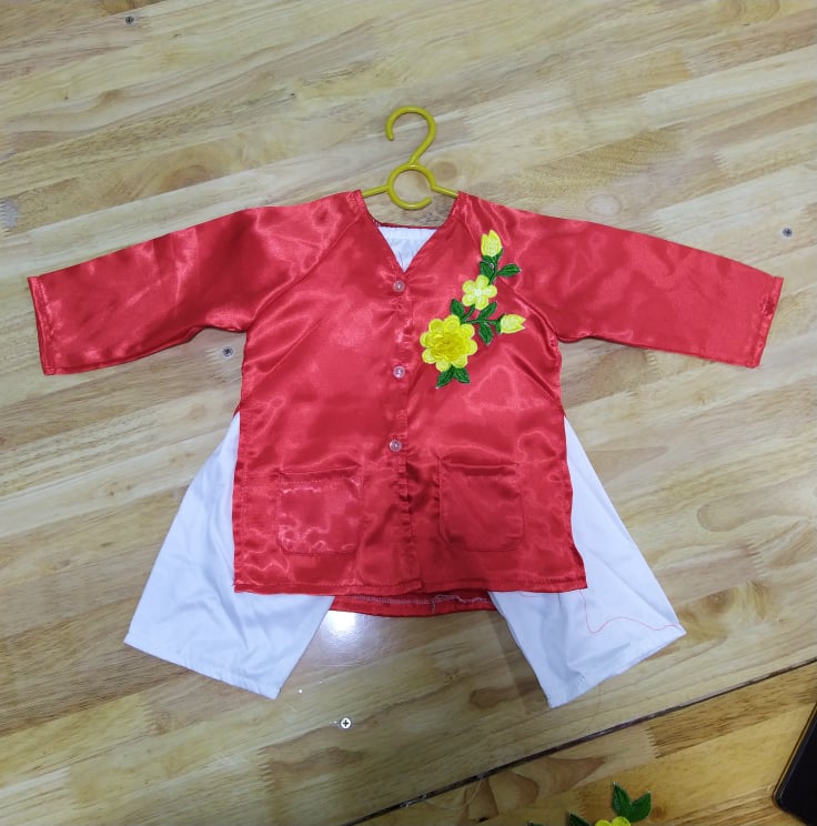 BỘ ĐỒ TRẺ EM - QUẦN ÁO BÀ BA NAM BỘ HỌA TIẾT HOA MAI Cho bé từ 7 đến 30kg - MÀU ĐỎ TRƠN - VẢI PHI BÓNG