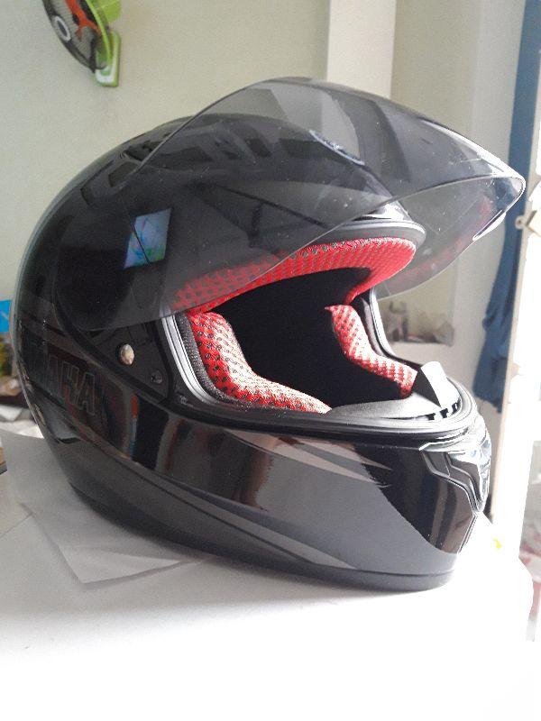 Mũ bảo hiểm YAMAHA Fullface nhập INDO theo xe full thùng