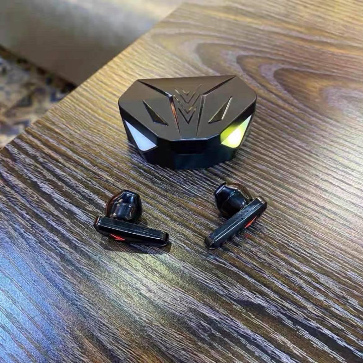Gaming - Tai nghe Bluetooth chuyên game, độ trễ cực thấp, âm thanh rất hay, bluetooth 5.0, sạc nhanh, pin trâu, full Led, SỬ DỤNG ĐƯỢC CHO CẢ IPHONE - BẢO HÀNH 12 THÁNG 1 ĐỔI 1