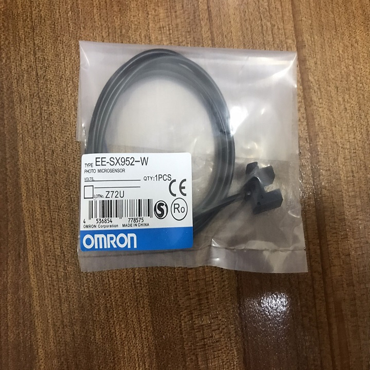 Cảm Biến Quang Omron EE-SX952-W