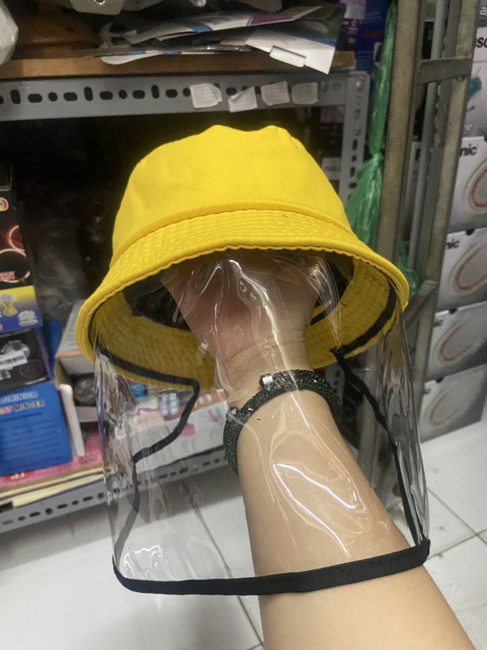 Nón chống bụi, bọt nước có màng bảo vệ