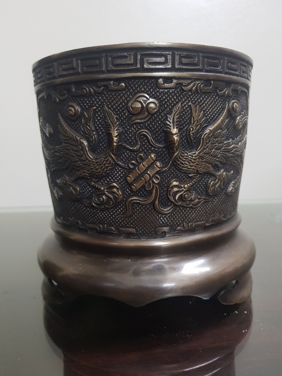 BÁT HƯƠNG ĐƯỜNG KÍNH 14CM BẰNG ĐỒNG CATUT TRẠM SONG LONG, SONG PHỤNG MÀU HUN GIẢ CỔ-ĐỒ ĐỒNG Ý YÊN