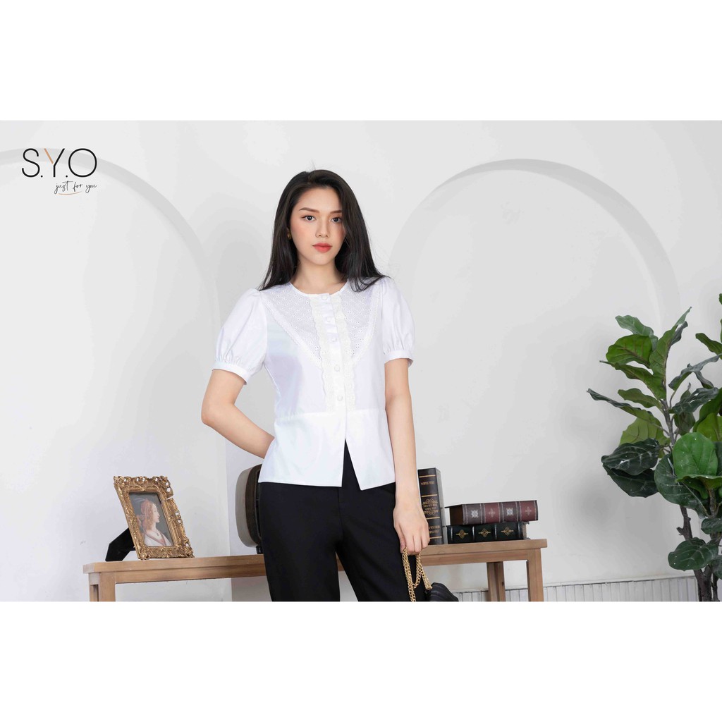 Áo peplum trắng phối ren đục lỗ a2018 - 21