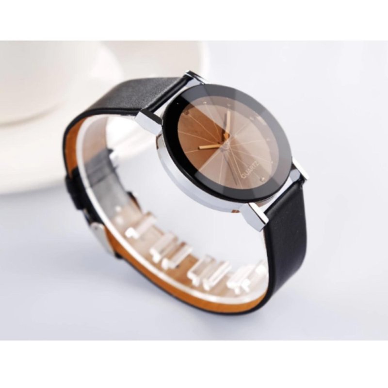 Giá bán Đồng hồ nữ dây da PhúcAn kính 3D SI015 DH25 (Đen kim vàng)