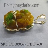 Mặt tỳ hưu đá ngọc tứ quý dài 5,4 x 2,9 cm