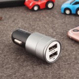 Tẩu sạc điện thoại, máy tính bảng trên xe hơi, ô tô (2 cổng) MT111