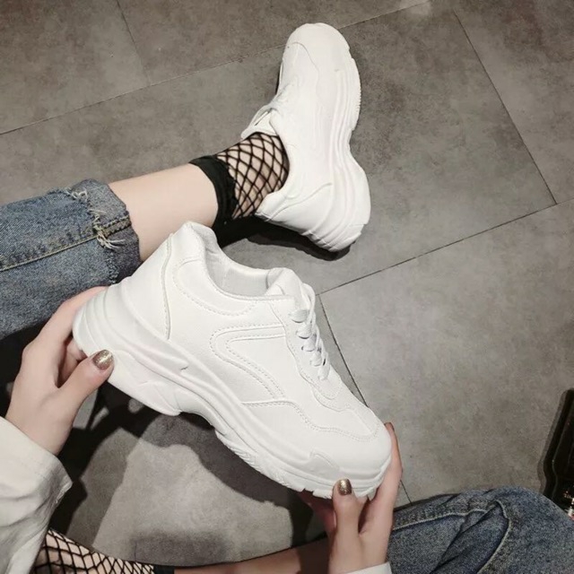 giày nữ đẹp hót nhất năm 2020 giày thể thao nữ độn đế màu trắng tuyết