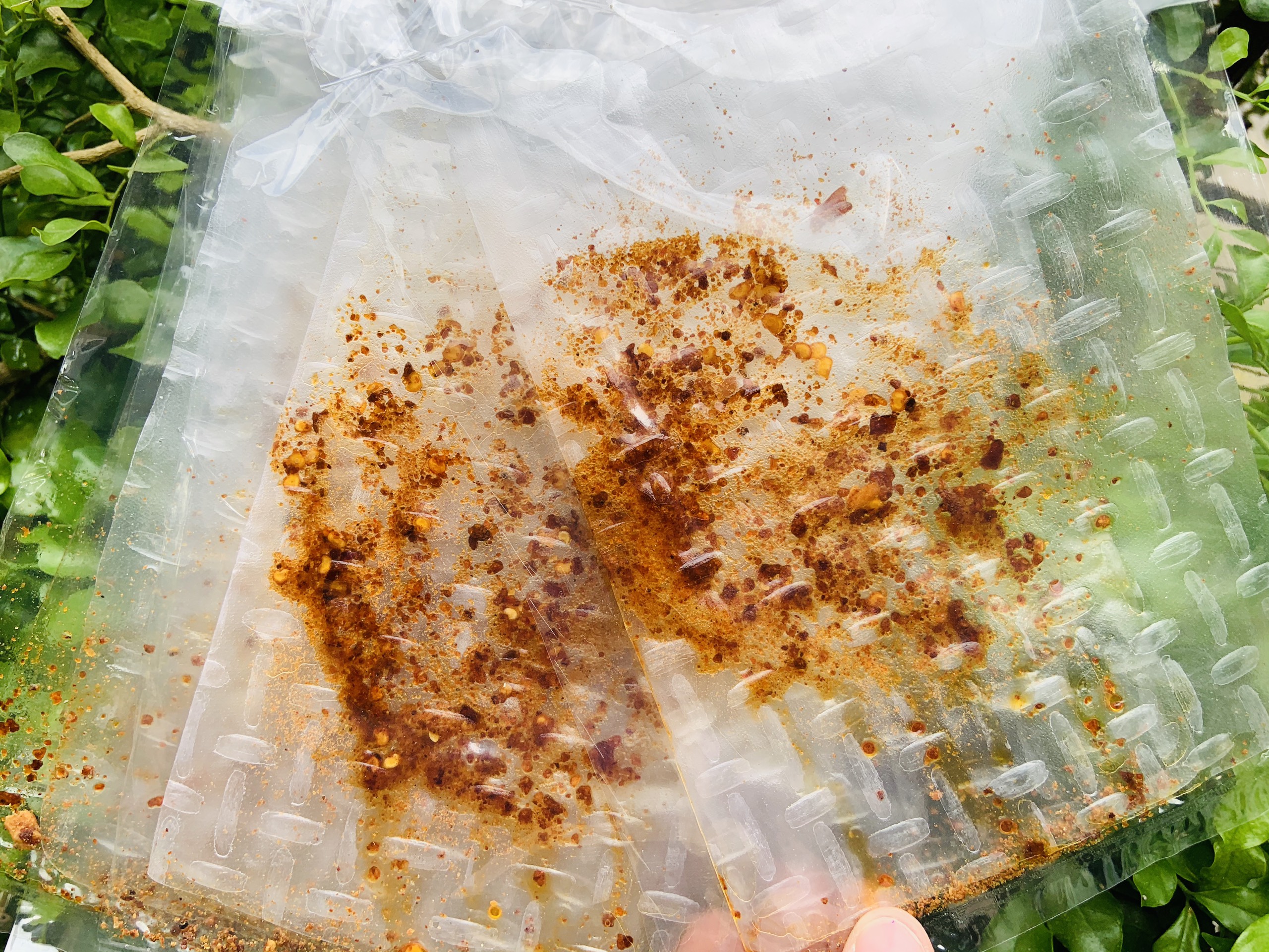 Bánh tráng quét muối