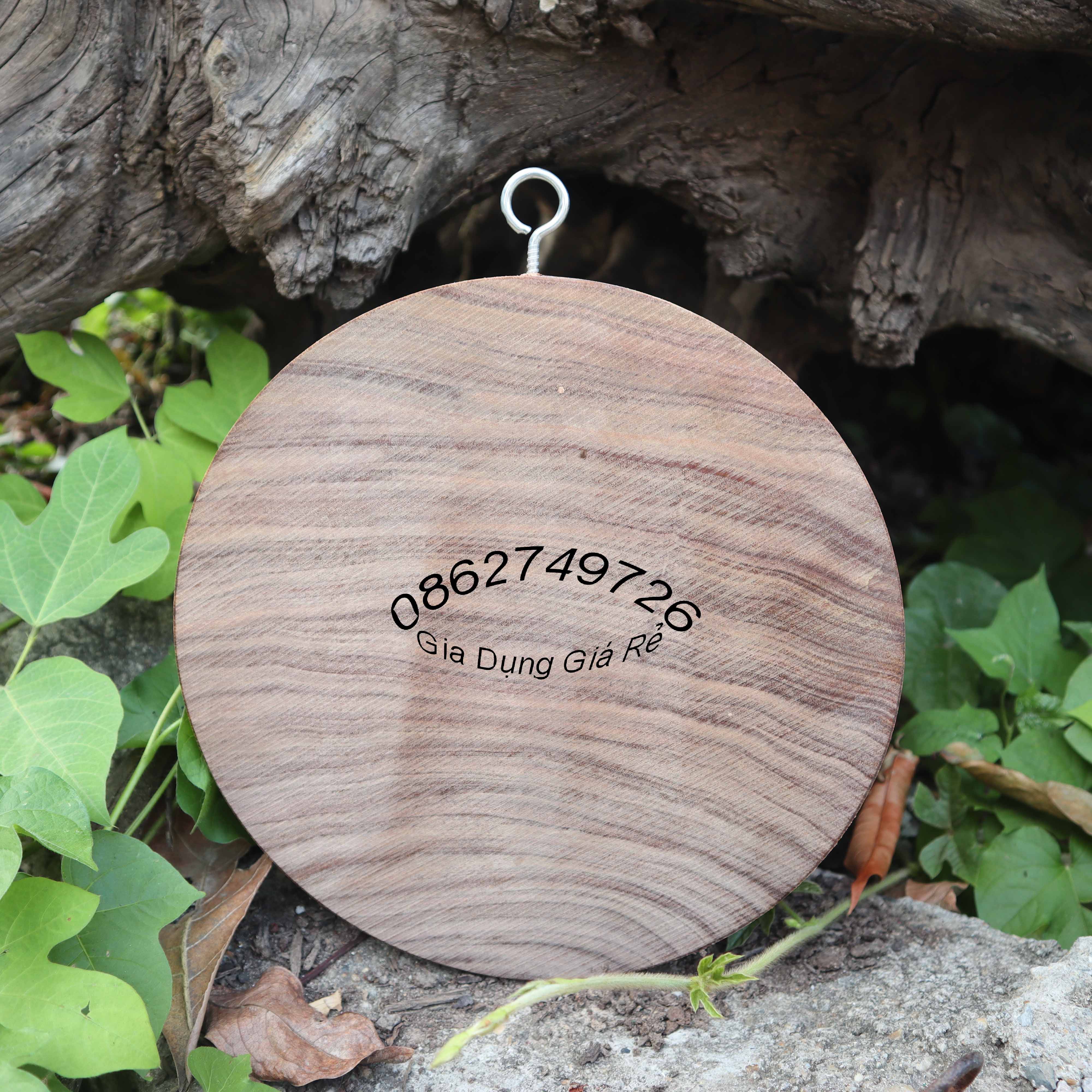 Thớt gỗ nghiến tây bắc chuẩn,loại tròn nhiều size cao cấp