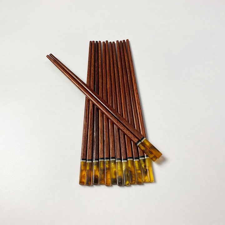 Set 10 đôi Đũa gỗ Cẩm Xà Cừ Đá ,Đũa gỗ Cẩm Lai tự nhiên cẩn đá đẹp mắt sang trọng không tẩm sơn độc hại