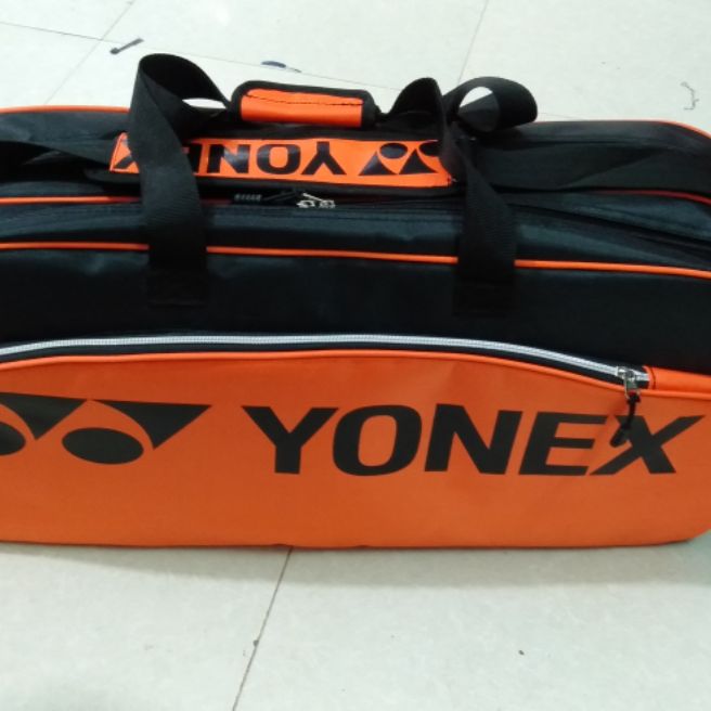 Bao vợt cầu lông vuông fom cứng cáp