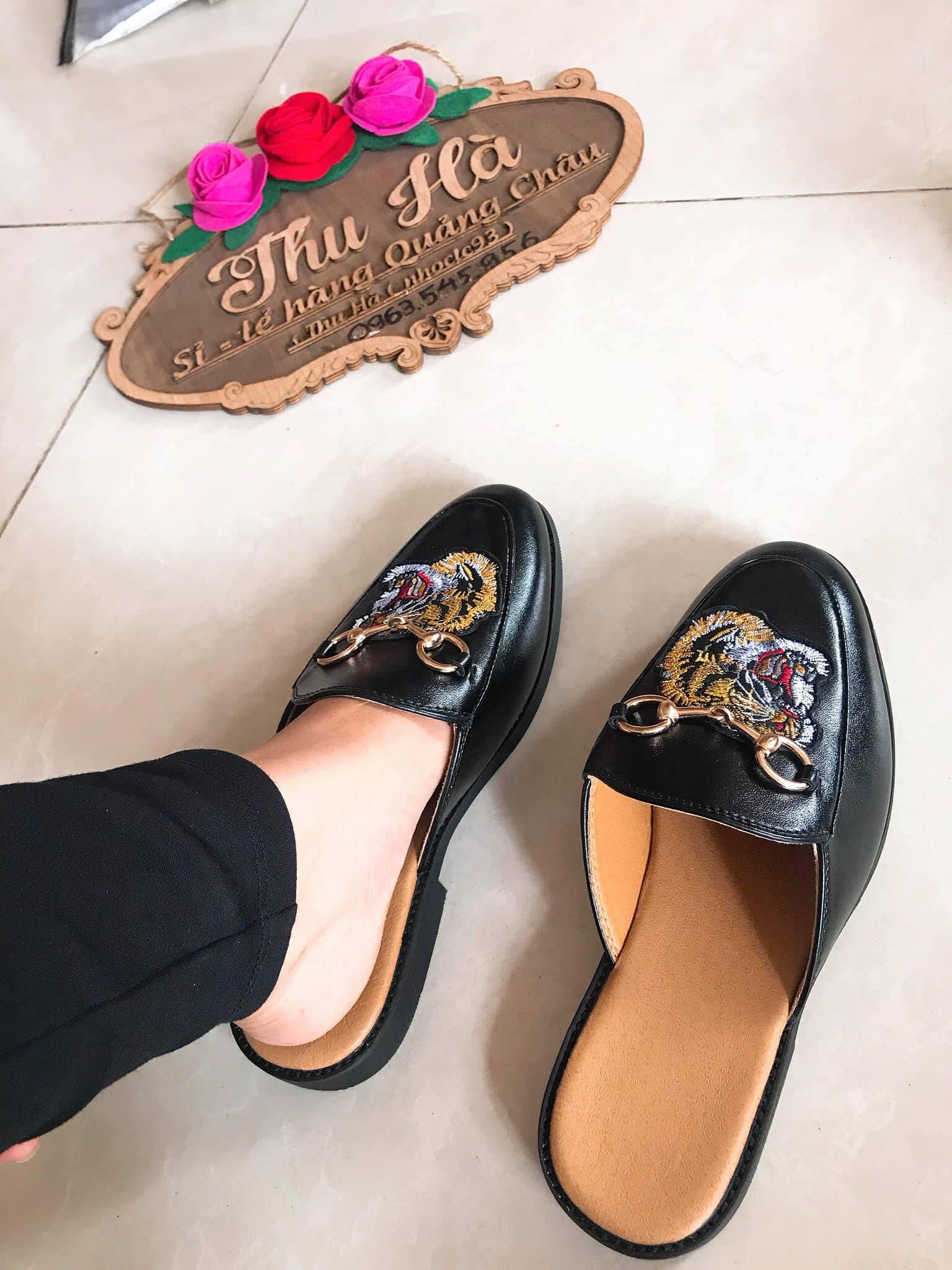 Sục da thêu đầu hổ nót vàng