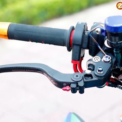 pát bình dầu titan - pát bình dầu titan