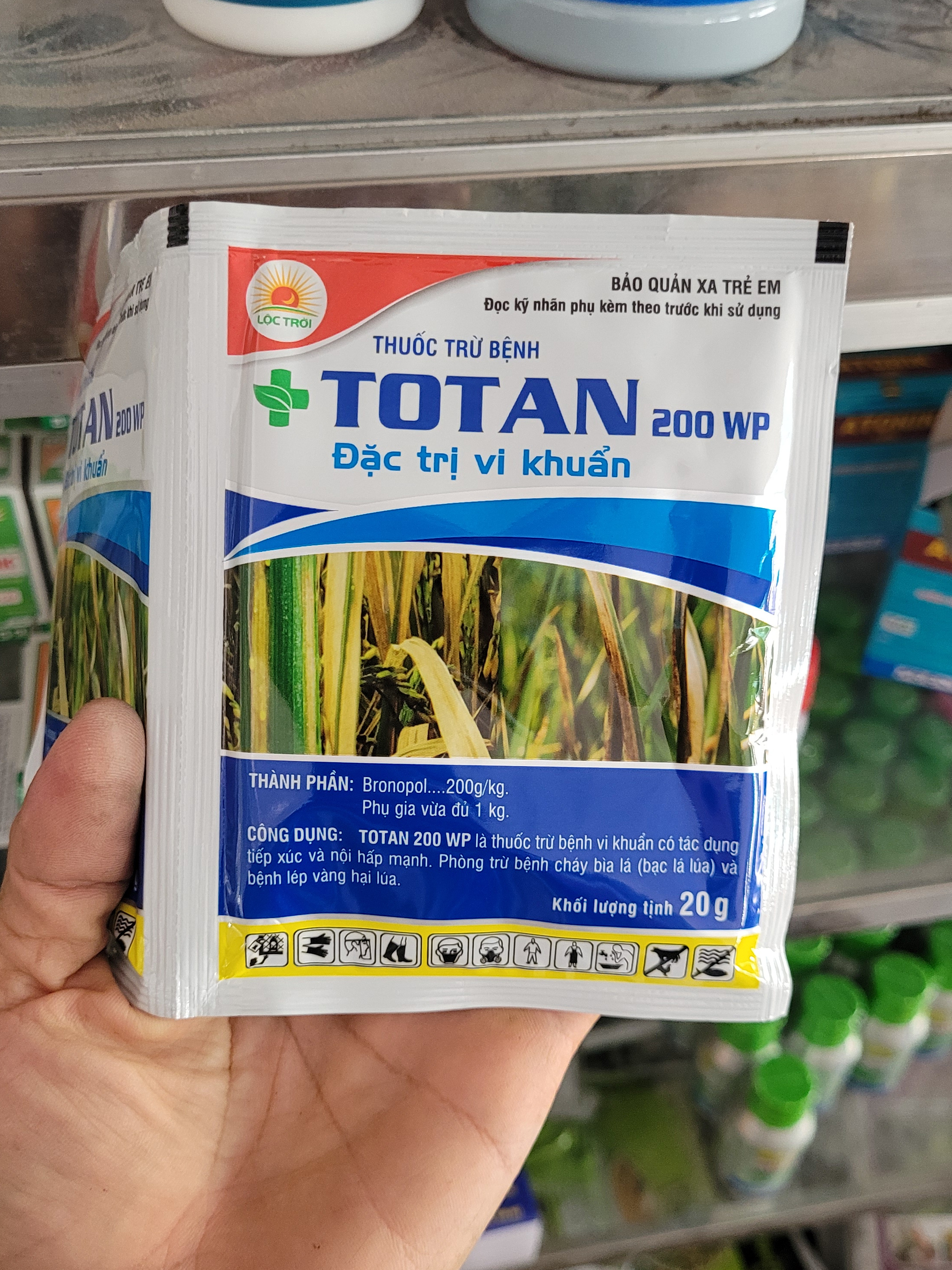 Totan 200 WP thuốc trừ bệnh do vi khuẩn tập đoàn Lộc Trời