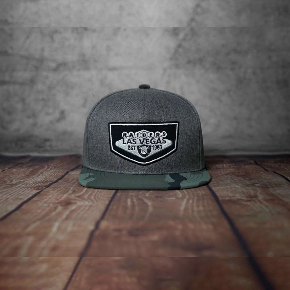 Snapback Las Vegas vành họa tiết rằn ri độc đáo
