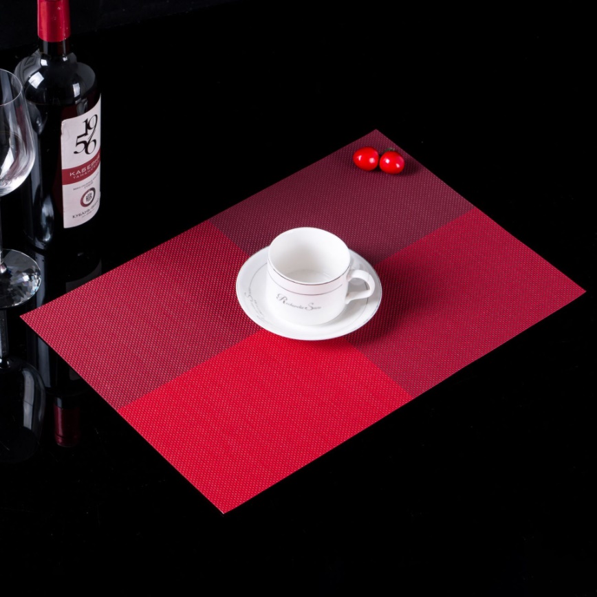 Combo 04 Tấm Lót Bàn Ăn (màu Đỏ), Khăn Trải Bàn, Khăn Lót Chén Dĩa, Khăn Ăn, kiểu Châu Âu - tạo phong cách sang trọng, sạch sẽ, chống trơn trượt, chống xước cho bàn ăn, giặt sạch dễ dàng, dùng bền lâu, chịu