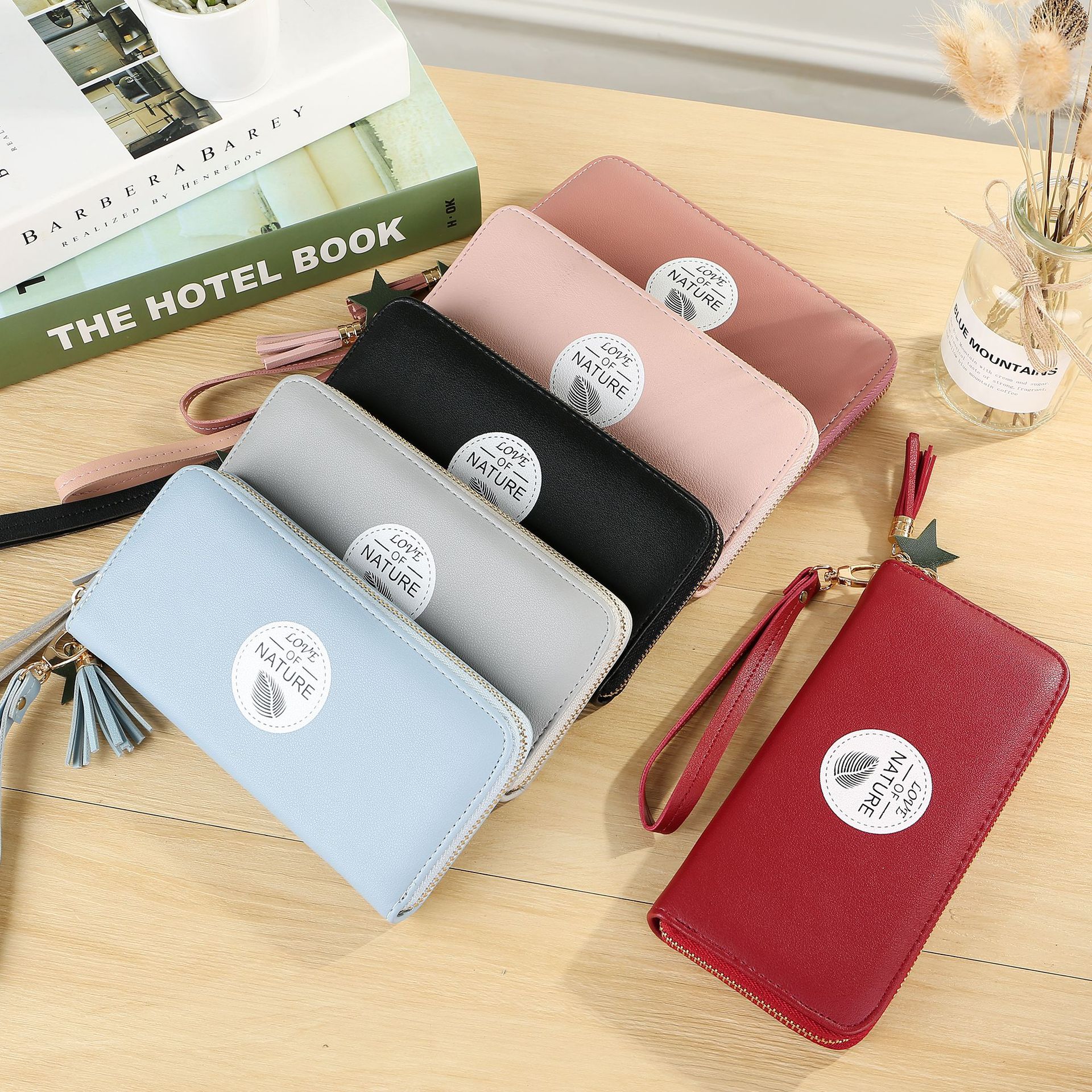 Ví cầm tay nữ dáng dài bóp nữ đựng tiền giấy tờ bản to chữ Love thời trang vi cam tay nữ han quoc dự tiệc rẻ đẹp VG9 VHN1835