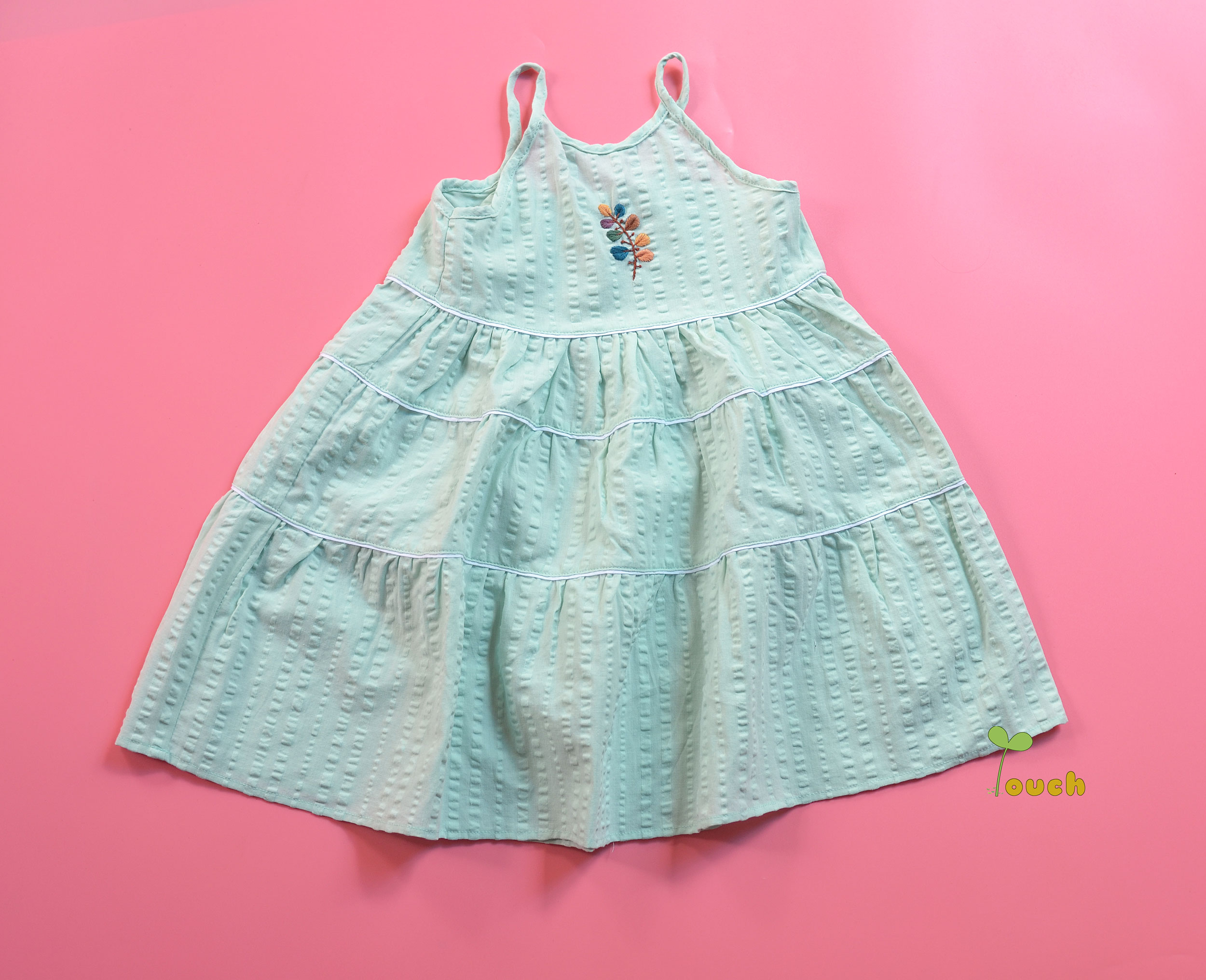 Đầm maxi xanh mint thêu hoa bé gái Touch
