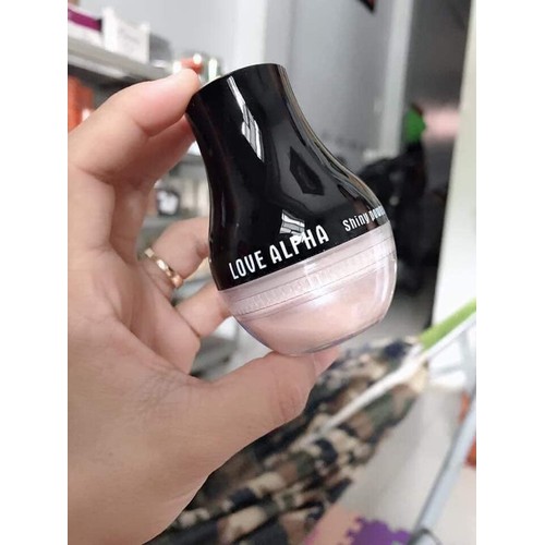 Phấn phủ bột bắt sáng có nhủ Love Alpha , giá hủy diệt