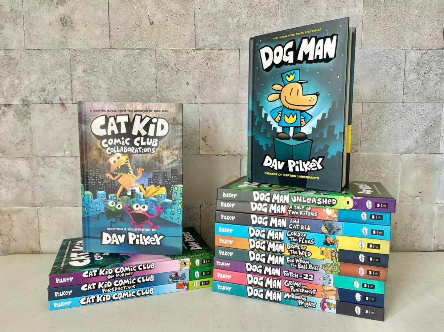 Dog man | 16 quyển + audio - bản bìa cứng | nhập khẩu