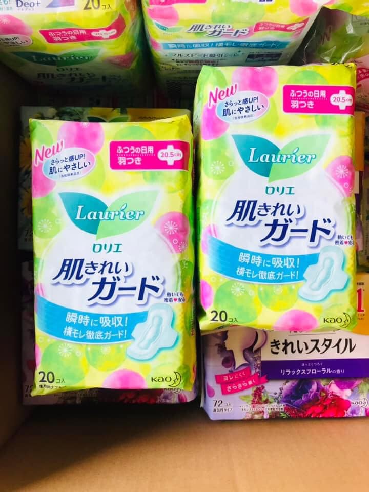 Băng vệ sinh Laurier Nhật