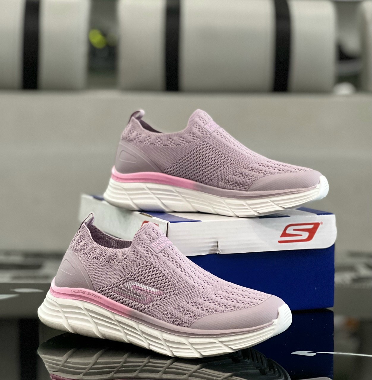 Giày nữ skechers full box